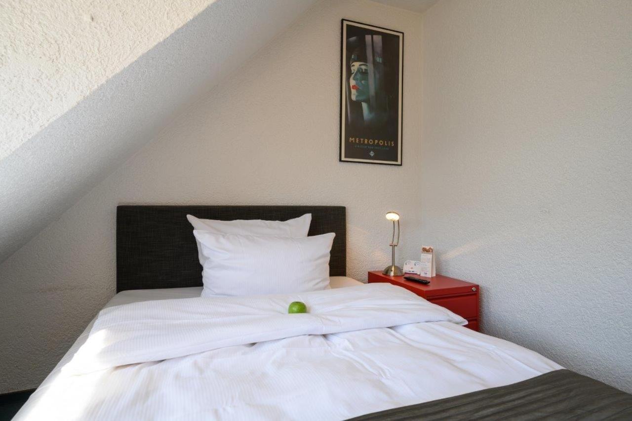 Hotel Heymann Kaiserslautern Bagian luar foto