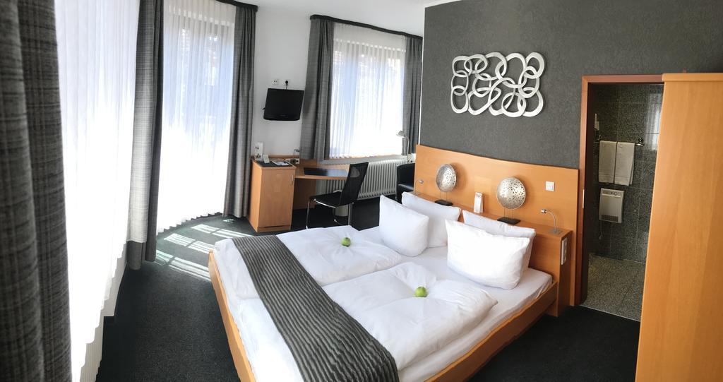 Hotel Heymann Kaiserslautern Bagian luar foto