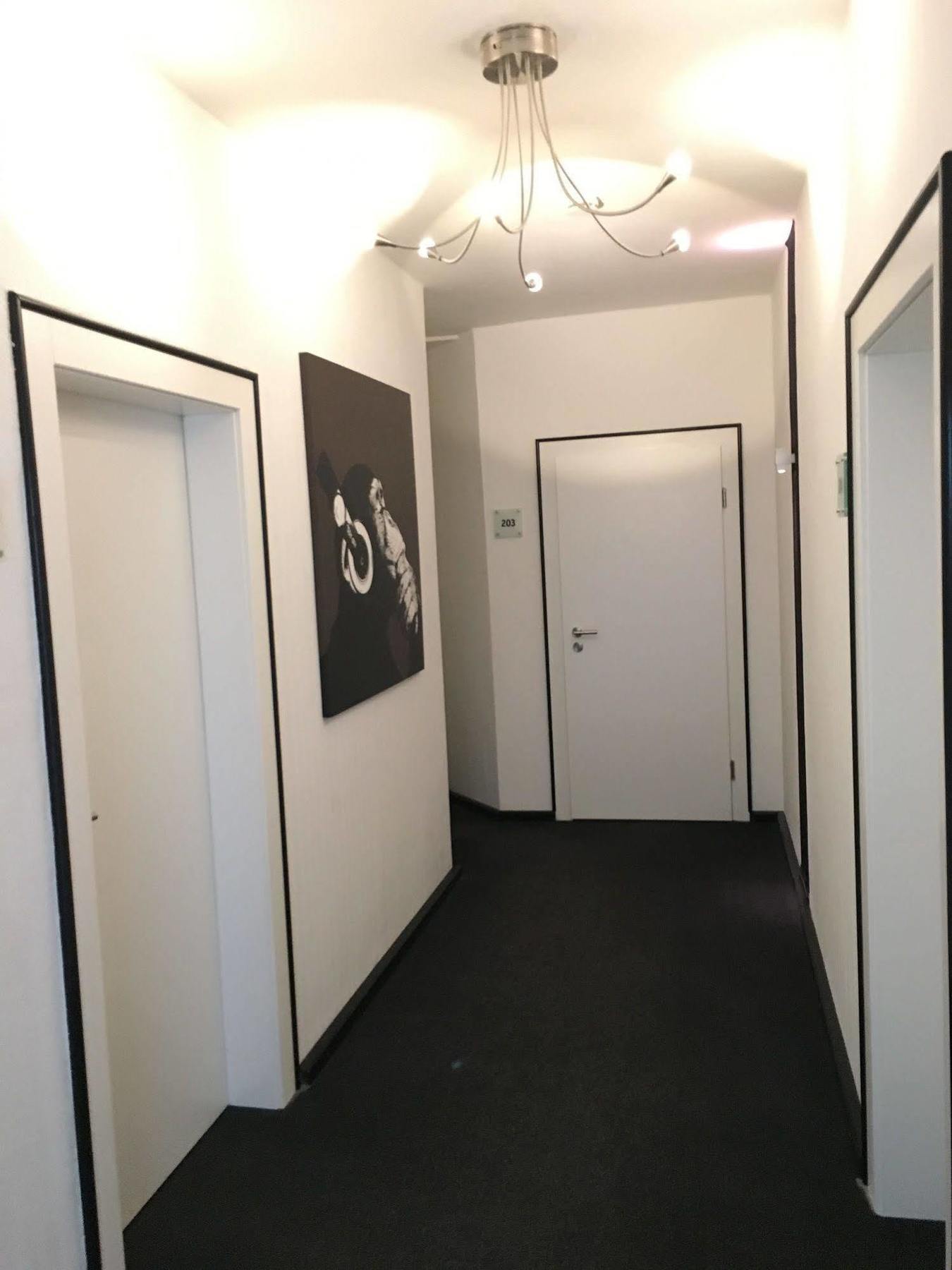 Hotel Heymann Kaiserslautern Bagian luar foto